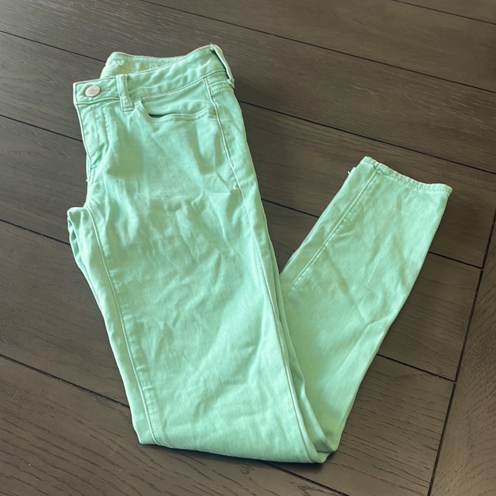 Women’s American Eagle , super stretch jegging mint green size 4 short
